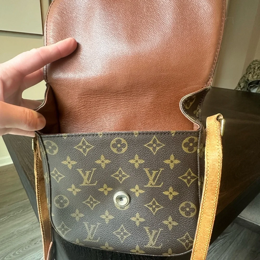 Louis Vuitton Brown Monogram Crossbody Bag - Picture 4 of 16